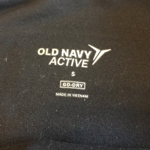 Old Navy Go-Dry Workout Leggings - Picture 3 of 4